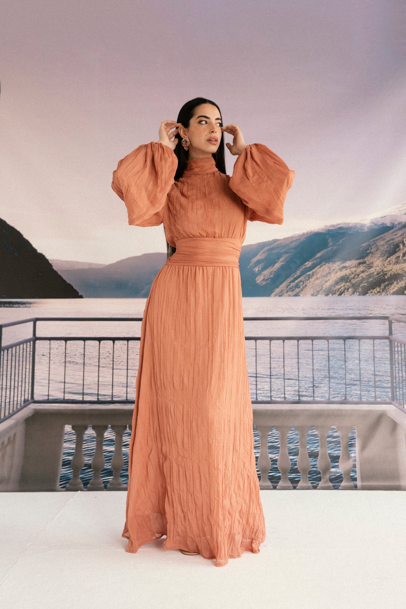 GRESIA GOWN IN SALMON