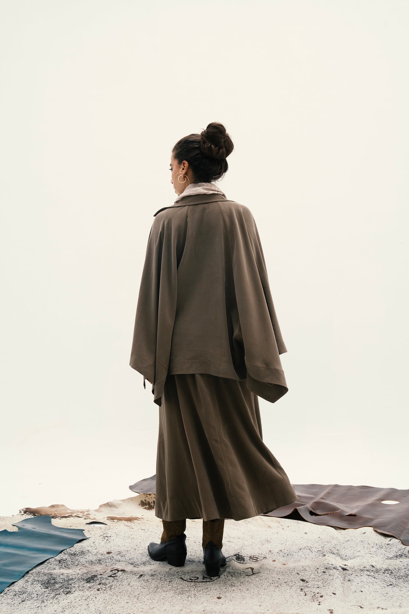 CAPA JACKET IN OLIVE