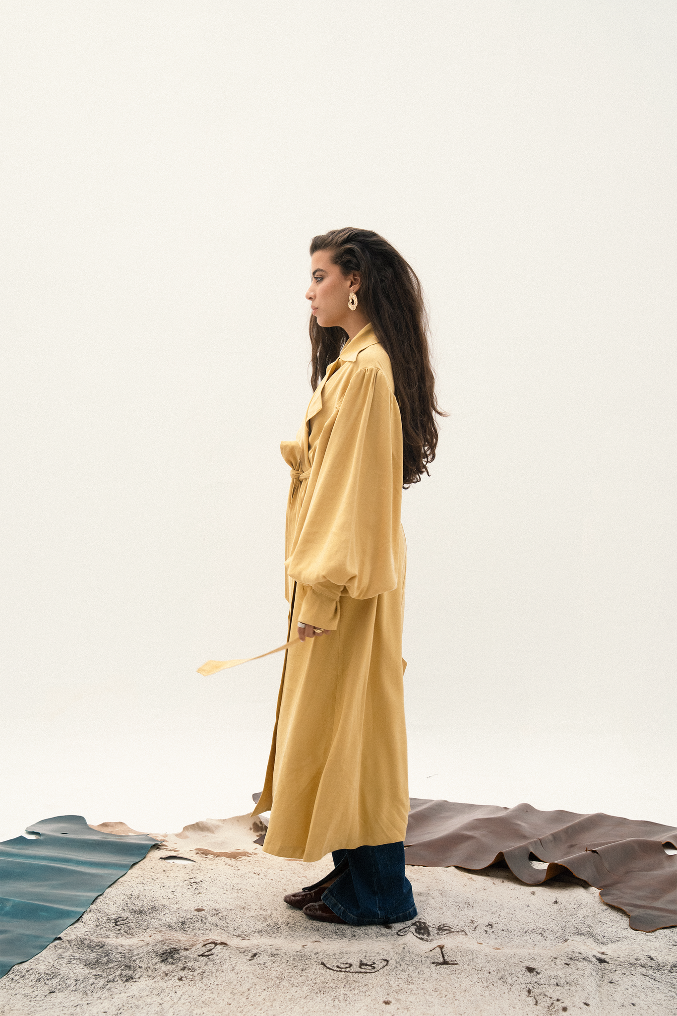 QUELLA COAT IN YELLOW
